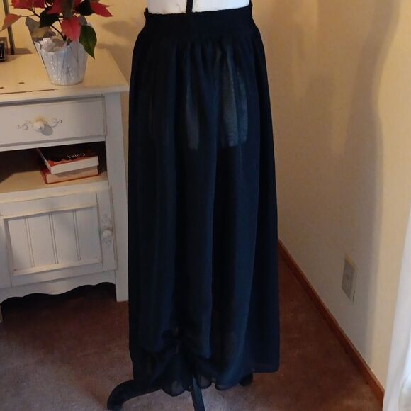 Pottery Sheer Black Skirt - Picture 2 of 6